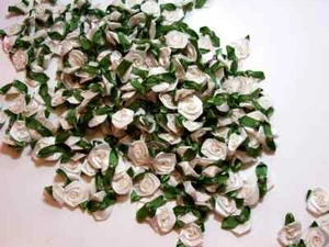 Offray Light Ivory Satin Flat Rose Flower Applique X 20 pieces Moss Leaf B15 - Picture 1 of 4