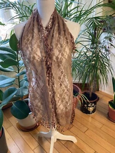 Beige lace rectangular vintage fringed vintage shawl - Picture 1 of 5