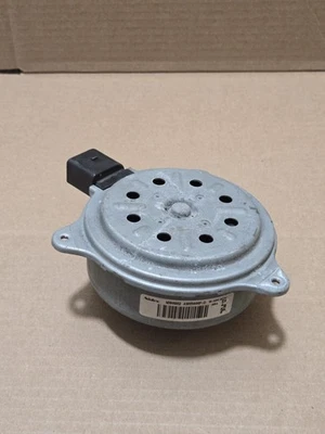 AUDI Q3 A6 2012-2018 RADIADOR VENTILADOR MOTOR M160982 A10111406F-D diésel  Foto 1 de 4