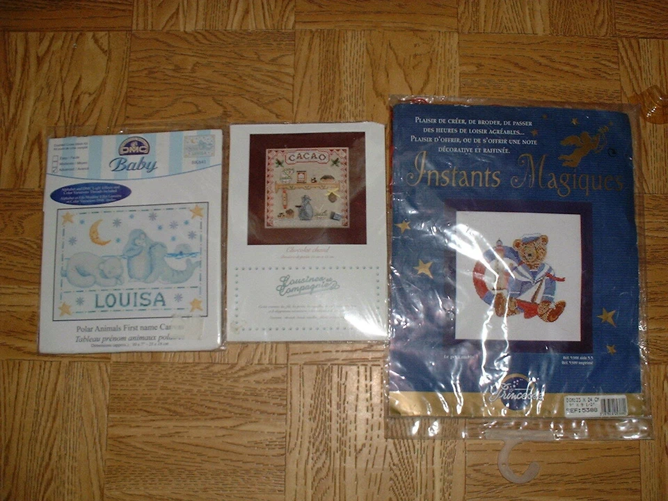 3 broderies sur toile aida  à réaliser - Photo 1/1