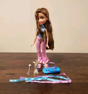 2006 MGA Bratz Play Sportz Gymnastics Yasmin Puppe mit Zubehör fast vollständig - Bild 1 von 6