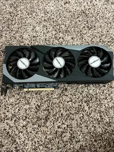 GIGABYTE GeForce RTX 3070 8GB GDDR6 Grafikkarte GV-N3070Gaming OC-8GD Rev 1.0 - Bild 1 von 5