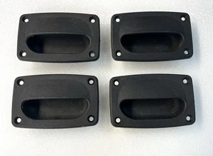 4 Cantidad ATTWOOD MARINE 2027-7 PLÁSTICO NEGRO ESCOTILLA TIRADOR ~ Mango de cajón ~ Barco ~ Casa rodante - Imagen 1 de 5
