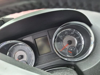 Grupo de velocímetros 120 MPH para 15-16 TOWN & COUNTRY 3666410 Foto 1 de 4