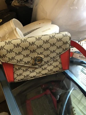 Riñonera Michael Kors Foto 1 de 4