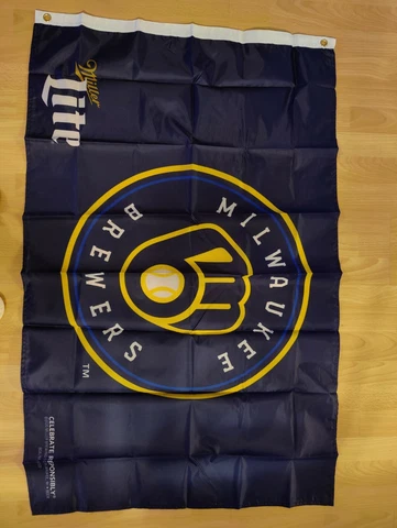 MILWAUKEE BREWERS MILLER LITE BEER FLAG BANNER 30X48 NEW SEALED PROMOTIONAL Cover
