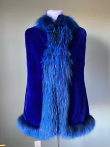 Wolfie Fur Blue Sheared Beaver Vest with Fox Trim Canadian Size S, 8 - Picture 1 of 10