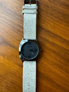 Kenneth Cole REACTION Street Rk1289 Beige Leather Quartz Watch With Black Dial - Picture 1 of 12