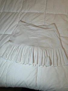 UNDER ARMOUR PLEATED SKORT, SIZE: M, COLOR: WHITE (UW1198) - Picture 1 of 9