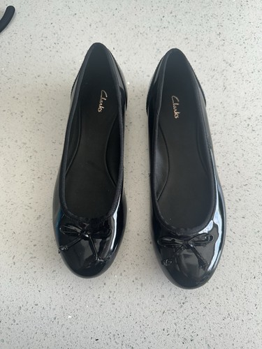 CLARKS Ballerine Clark's Patent UK 4 5 NUOVE