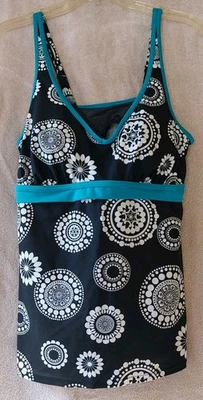 Lane Bryant Black & White Printed A-Line Tankini Swim Tank Top Swim Top Sz 16 - Image 1 of 4