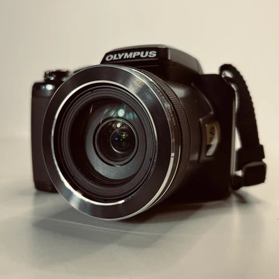 Olympus SP-820UZ iHS Digital Camera (Black) With Case! - Image 1 of 4