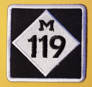 Parche bordado para planchar y/o coser M 119 Michigan Detroit aprox 2,5x2,5" - Imagen 1 de 2