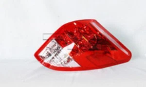 Conjunto de luz trasera derecha/paso para Toyota RAV4 - Imagen 1 de 2