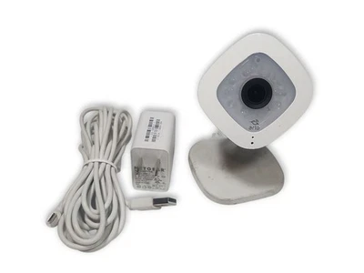 Netgear Arlo Q Indoor Camera VMC3040-100NAS 1080p Night Vision 2-Way Audio - Image 1 of 4