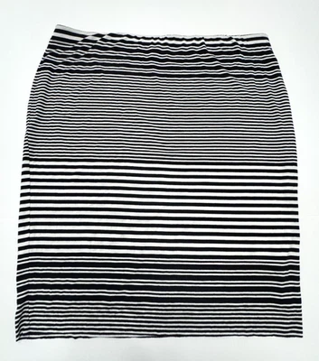 Saia elástica Vince Camuto feminina plus 3X listra preta midi - Imagem 1 de 4