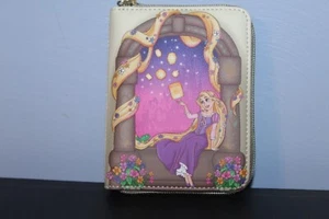Disney Rapunzel Tangled window Loungefly Cardholder Neu mit Etikett - Bild 1 von 2