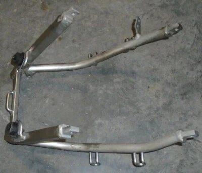 1998 Suzuki GSX-R600 GSXR6 GSXR 600 Rear Sub Frame Fender Mount Tail Fairing 99 - Image 1 of 2