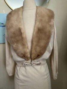 Vtg. Dalton Leitman Furs Collar Cream Cashmere Cardigan Sweater Satin Closure M - Picture 1 of 9