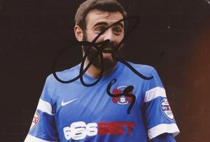 LEYTON ORIENT: JACK PRICE SIGNED 6x4 ACTION PHOTO + COA - Bild 1 von 1