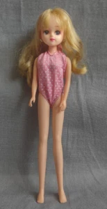 Takara Japan bambola bionda giapponese rosa a pois pezzo unico bikini Licca Chan - Foto 1 di 8