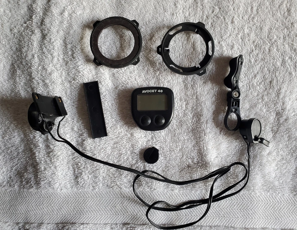 Винтажный компьютер циклометр Avocet модель 40, черный. В комплекте со всем оборудованием - Изображение 1 из 1