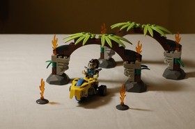 LEGO LEGENDS OF CHIMA: Jungle Gates (70104) 100% COMPLETE - Retired Set