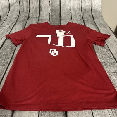 NWT Men’s Nike Jordan OU Oklahoma Sooners Tshirt Medium Red SS Tee - Image 1 of 4