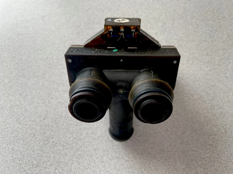 1996-2002 MERCEDES-BENZ E320 E430 W210 ~ TROCA DE AQUECEDOR ~ A0018307784 - Imagem 1 de 4