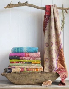 Vintage Kantha Quilt Handmade Cotton Blanket 30Pcs Lot Of Ralli Bedspreads Quilt - Picture 1 of 5