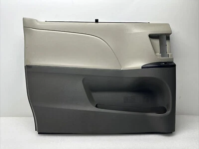 Toyota Sienna 2014-2016 panel de moldura de puerta trasera izquierda del lado del conductor OEM LB14 Foto 1 de 4
