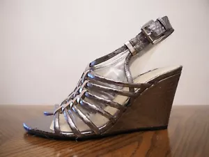 MARC FISHER Butter Silber Tierdruck hohe Absätze Keilabsatz Slingback Sandalen Größe 7M - Bild 1 von 4