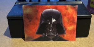 Tarjeta de Morphing Lenticular 2005 Topps Star Wars ROTS Anakin to Vader 2 de 2 ¡Rara!! - Imagen 1 de 3