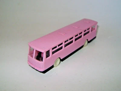 Ikarus 250 (1968) VEB Modell-Konstrukt 1/120 DDR DDR rosa Plastikmodell - Bild 1 von 4