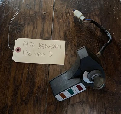 Interruptor de encendido Kawasaki KZ400 1976 con llave original. OEM funcionando bien. Foto 1 de 4