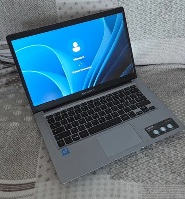 Portatile Microtech e-book Lite 14,1" Intel 1,1Ghz 4GB RAM64GB eMMC - Immagine 1 di 4