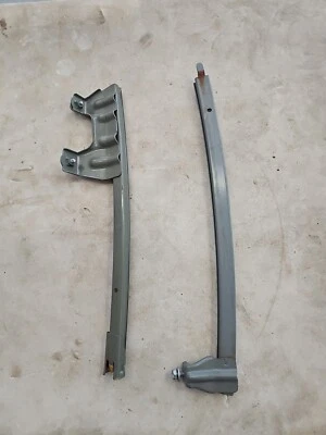 2002 - 2006 Toyota Camry Passenger Right Front Door Glass Window Track Guide Foto 1 de 4