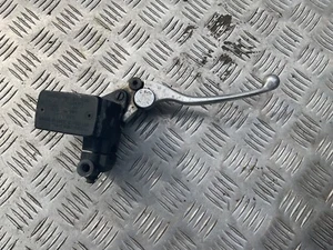 SUZUKI BANDIT 600S MK 1 FRONT BRAKE MASTER CYLINDER AND LEVER - Picture 1 of 3