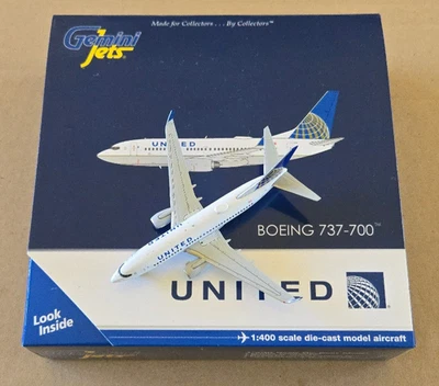 1:400 Boeing 737-700 United Airlines N12754 Gemini Jets GJUAL1601 - Image 1 of 4