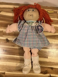 Vintage Cabbage Patch Doll~ Red Hair ~Green Eyes Dressed 1982 Black Signed - Picture 1 of 9