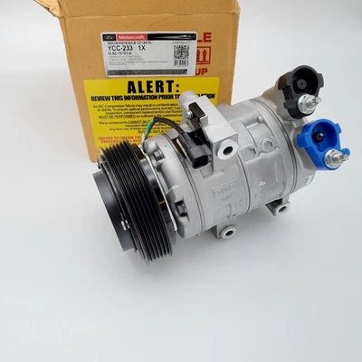Compresor y embrague de aire acondicionado originales Ford Motorcraft YCC-233 / OEM 9L8Z-19703-A Foto 1 de 4