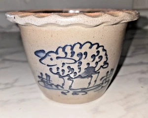 1990 Rowe Pottery Small Crock Sheep/lamb - Picture 1 of 6