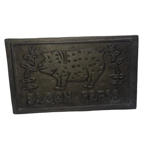Vintage Pig Bacon Press Cast Iron Wood Handle Country Farm Decor Made In Taiwan - Picture 1 of 10