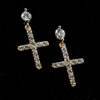 Pendientes tipo argolla Huggie enchapados en oro con perno trasero de circonita cúbica Foto 1 de 4