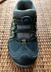 Carters Right Replacement Amputee Toddler Shoe 6 Months Single Shoe Athletic - Picture 1 of 9