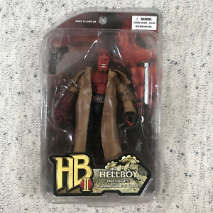 Mesco Toys Hellboy II HELLBOY (RED) 7" Action Figure With Samaritan & Sword NIB