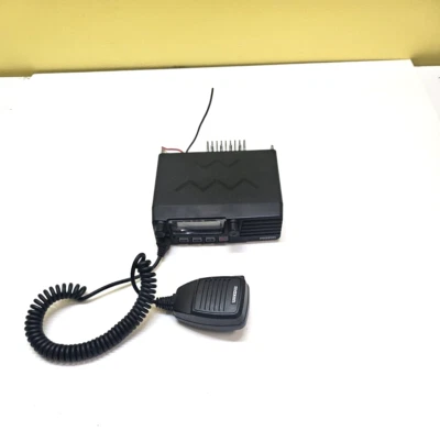 Maxon TM-8000 TM-8402A 400-470 MHz UHF 40 Watt Two Way Radio w Mic TM-8402 - Image 1 of 4