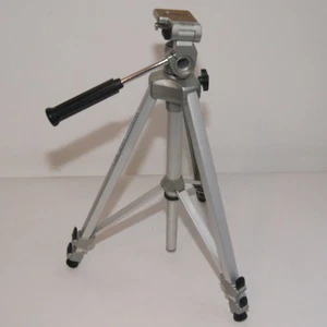 Velbon VEB 3C Tripod Pan Head Adjustable Legs & Feet Silver Lightweight - Picture 1 of 11