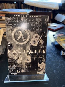 Half Life Owners MANUAL ONLY For Cd Rom Sierra Studios Video Gaming - Picture 1 of 6