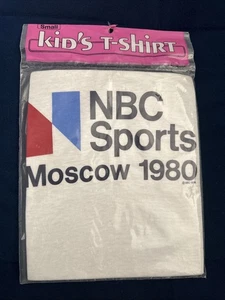 T-shirt bianca vintage NBC Sports Mosca 1980 Olimpiadi bambino taglia small - Foto 1 di 2